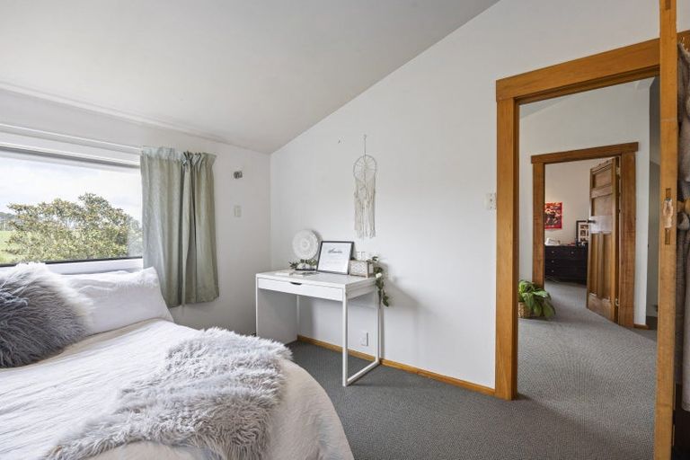 Photo of property in 20 Kiri Road, Te Kiri, Opunake, 4682