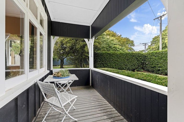 Photo of property in 11 Woodleigh Street, Frankleigh Park, New Plymouth, 4310