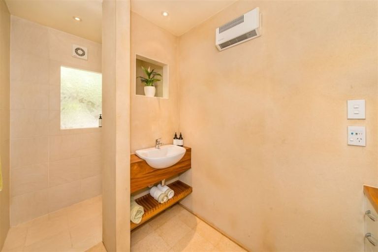 Photo of property in 26b Chatsworth Road, Silverstream, Upper Hutt, 5019