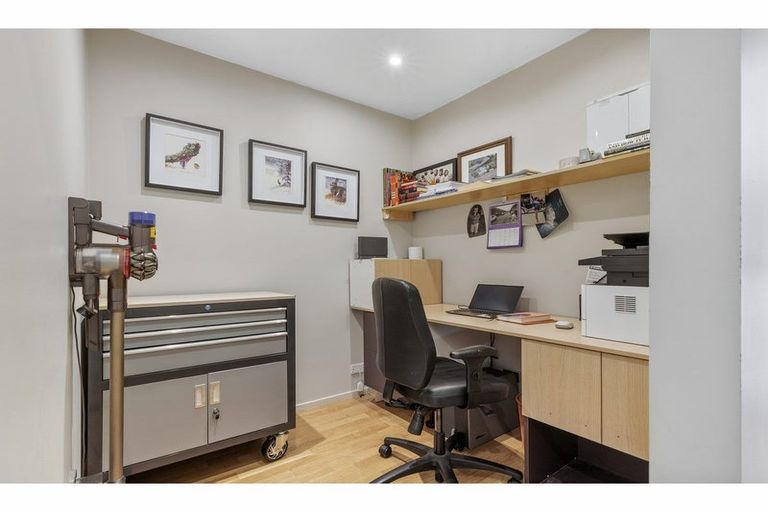 Photo of property in 33 Willowside Place, Amberley, 7410