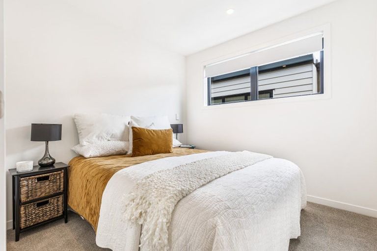 Photo of property in 4/35 Garadice Road, Rothesay Bay, Auckland, 0630