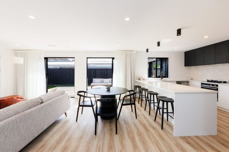 Photo of property in 4a Bristol Crescent, Roslyn, Palmerston North, 4414