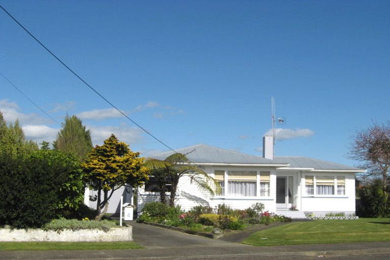 Photo of property in 4 Saint Annes Street, Levin, 5510