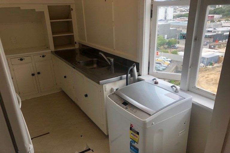 Photo of property in 31 Arlington Street, Mount Cook, Wellington, 6011