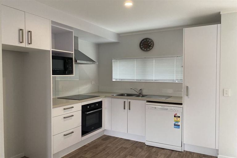 Photo of property in 91 Battalion Drive, Papakura, 2110