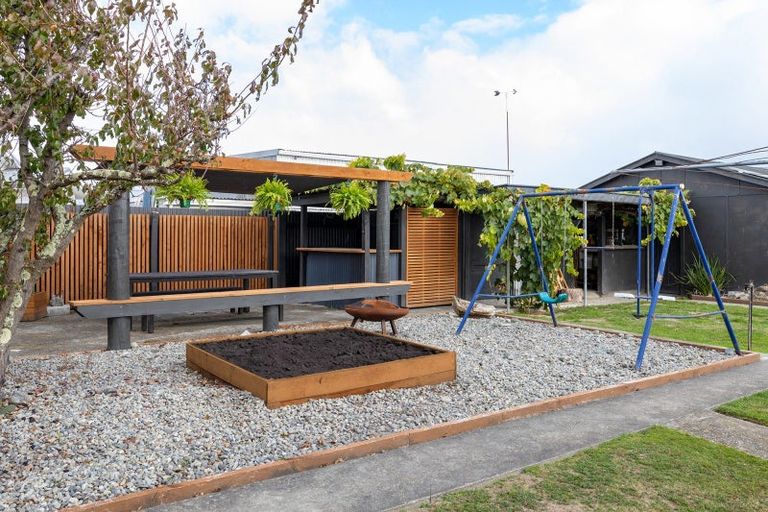 Photo of property in 62 Raglan Street, Lansdowne, Masterton, 5810