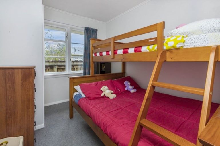 Photo of property in 44 Seddon Street, Wallaceville, Upper Hutt, 5018