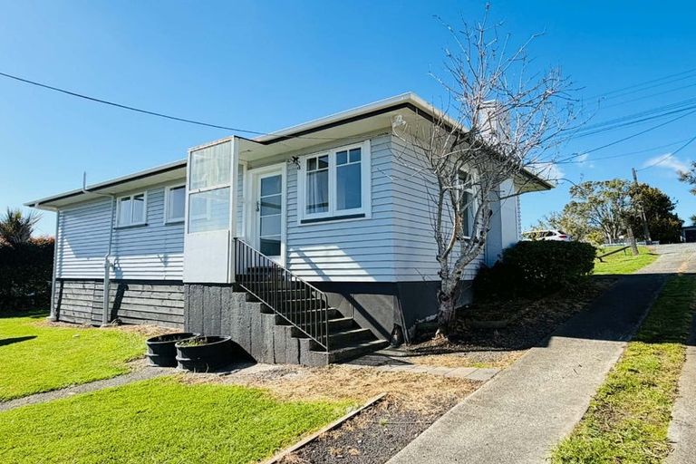 Photo of property in 50 Gorge Road, Maungaturoto, 0520