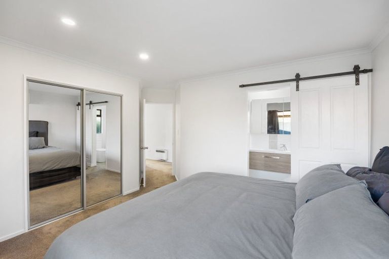 Photo of property in 61 Diomede Glade, Flagstaff, Hamilton, 3210