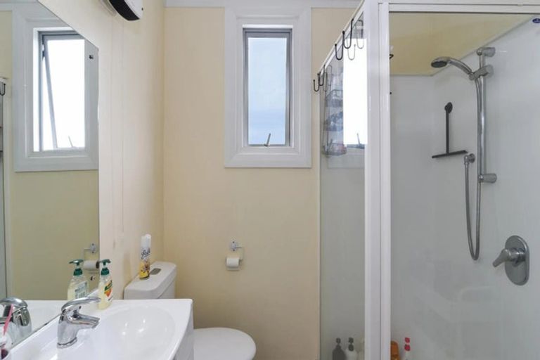 Photo of property in 142 Saint David Street, North Dunedin, Dunedin, 9016