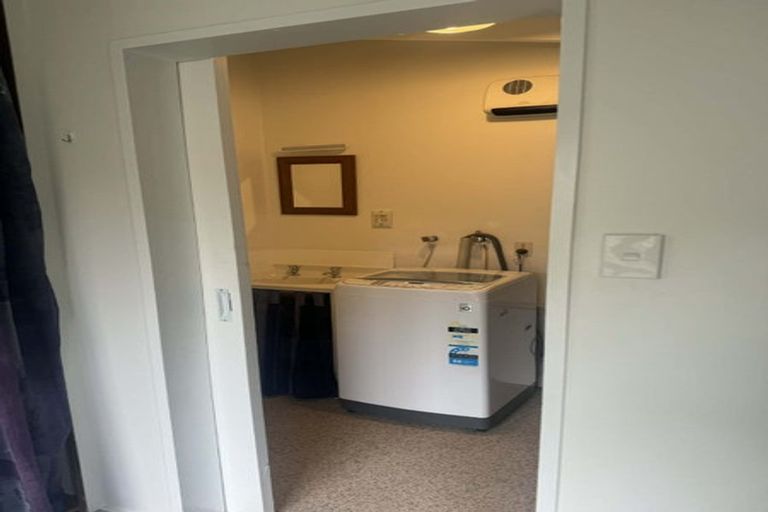 Photo of property in 77 Russell Street, Dunedin Central, Dunedin, 9016