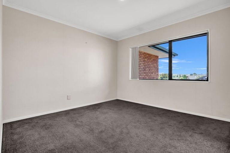 Photo of property in 13 Guernsey Place, Grandview Heights, Hamilton, 3200