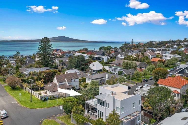 Photo of property in 7 Park Avenue, Takapuna, Auckland, 0622