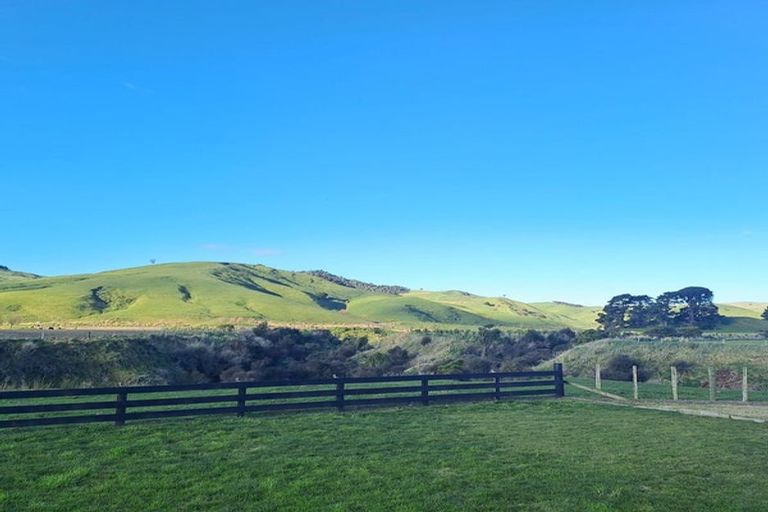 Photo of property in 423 Castle Hill Road, Alfredton, Eketahuna, 4996