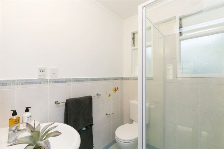 Photo of property in 63a Delhi Crescent, Khandallah, Wellington, 6035