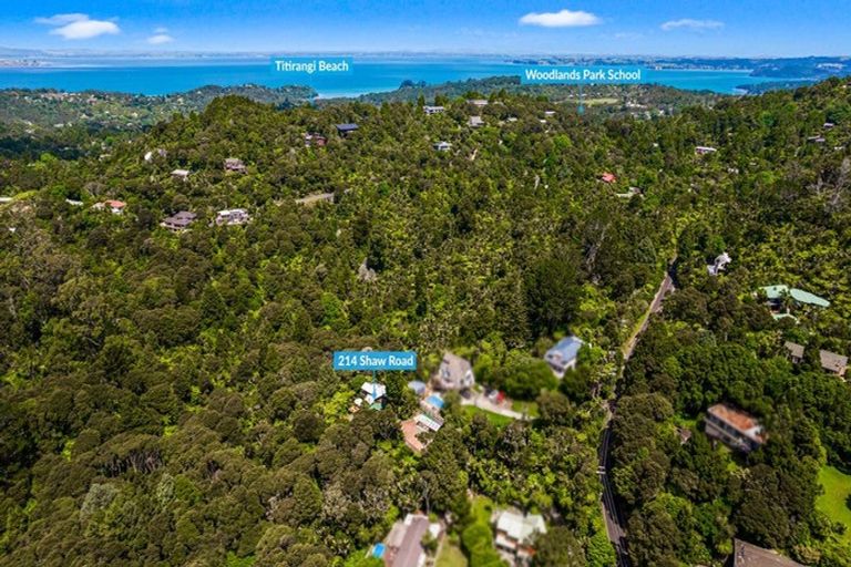 Photo of property in 214 Shaw Road, Oratia, Auckland, 0604