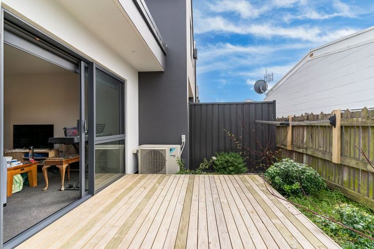 Photo of property in 1/1 Bay View Road, South Dunedin, Dunedin, 9012