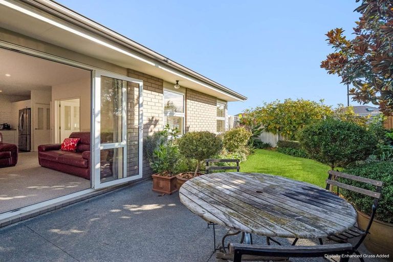 Photo of property in 16 Goldney Close, Lincoln, 7608