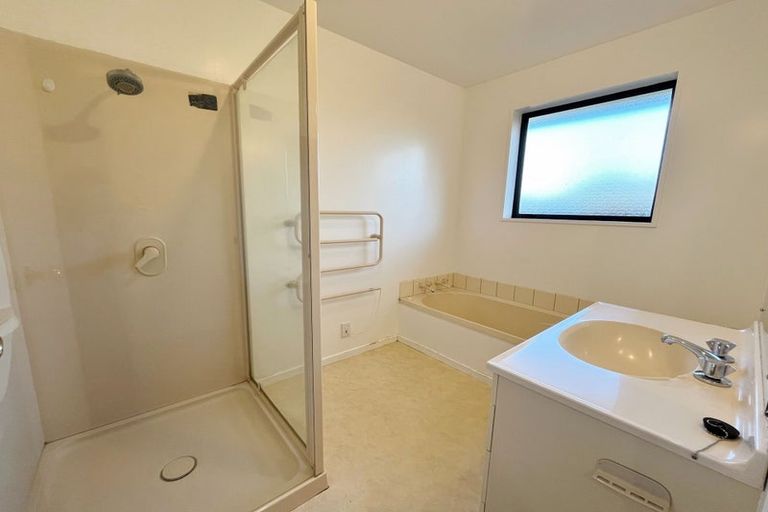 Photo of property in 363a Clyde Road, Bryndwr, Christchurch, 8053