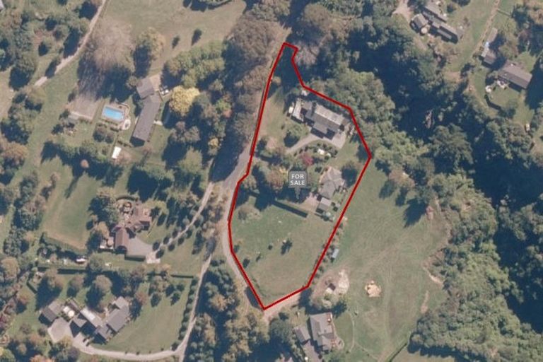 Photo of property in 201 Gillespie Place, Acacia Bay, Taupo, 3385