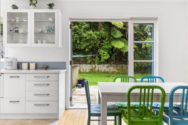 Photo of property in 4 Arapiko Street, Johnsonville, Wellington, 6037