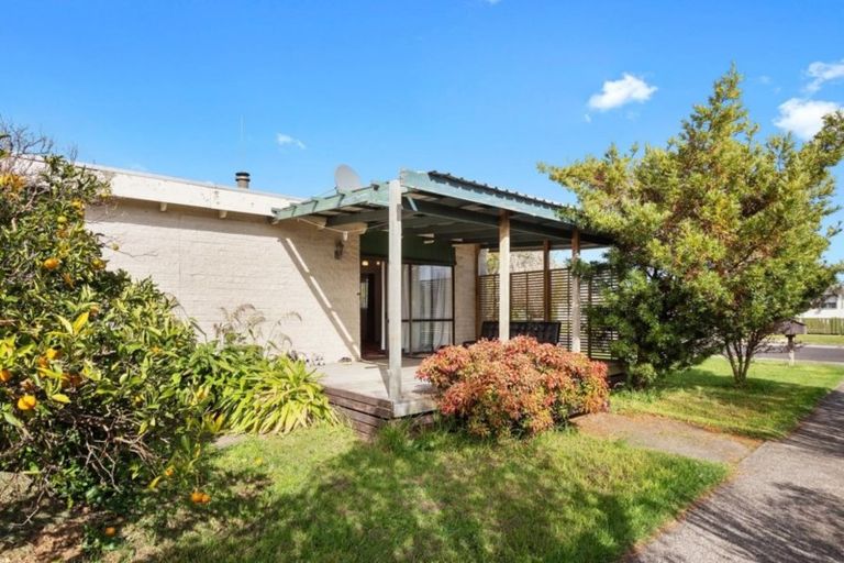 Photo of property in 9 Meadow Drive, Whitianga, 3510