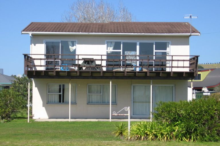 Photo of property in 136 Captain Cook Road, Cooks Beach, Whitianga, 3591