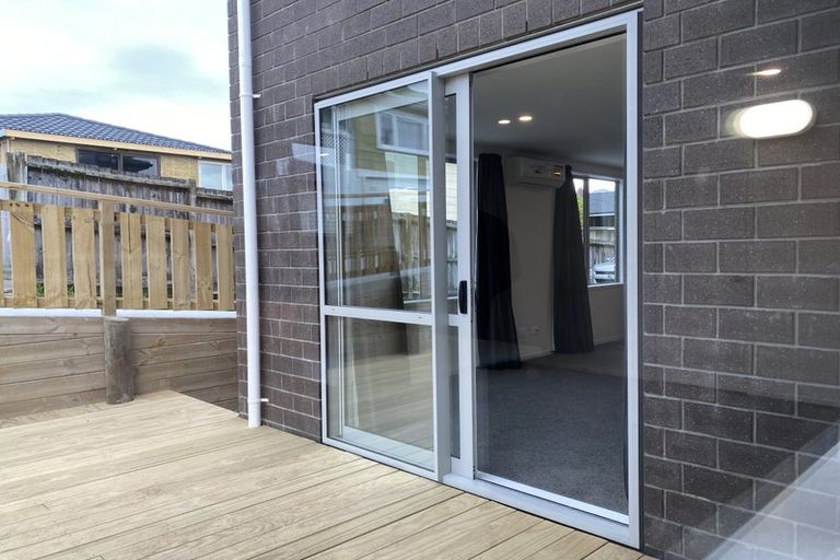 Photo of property in 28a Koromiko Street, New Lynn, Auckland, 0600