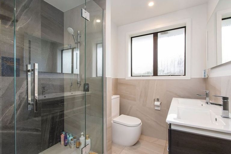 Photo of property in 7 Gladson Avenue, Sockburn, Christchurch, 8042