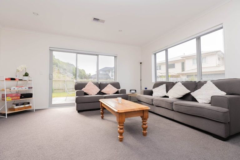 Photo of property in 12 Gatley Grove, Churton Park, Wellington, 6037
