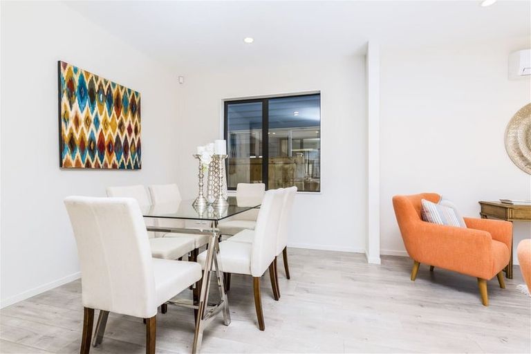 Photo of property in 20 Greenfinch Road, Hobsonville, Auckland, 0616