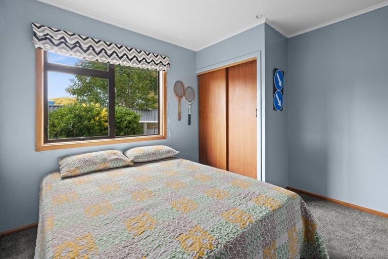 Photo of property in 12 Church Road, Taradale, Napier, 4112