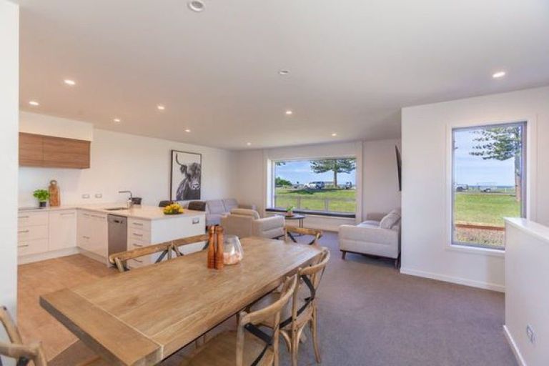 Photo of property in 122b Te Awa Avenue, Te Awa, Napier, 4110