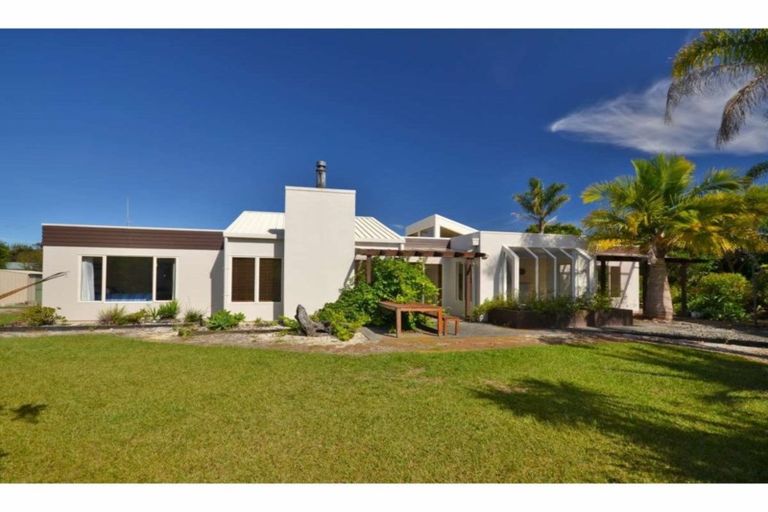 Photo of property in 211 Rangitane Road, Kerikeri, 0294