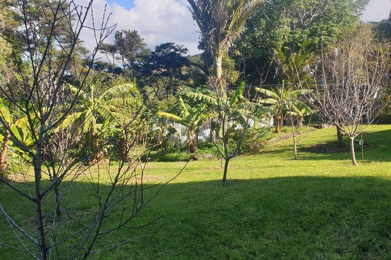 Photo of property in 15 Puriri Place, Tuateawa, Coromandel, 3583
