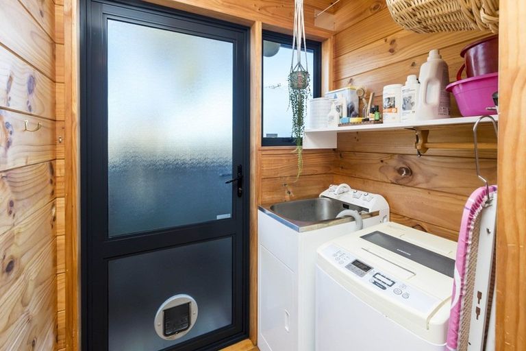 Photo of property in 3 Hazel Street, Ebdentown, Upper Hutt, 5018