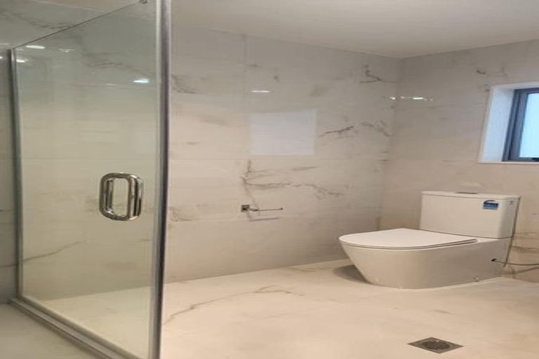 Photo of property in 2/55 Swaffield Road, Papatoetoe, Auckland, 2025