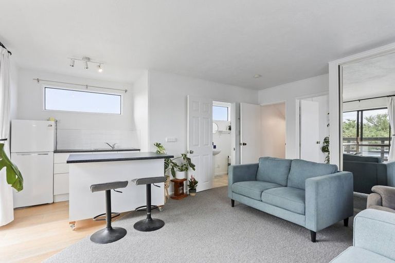 Photo of property in 2 Ebert Place, Rangiora, 7400