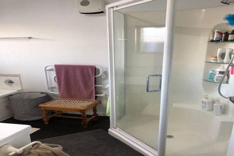 Photo of property in 9 Fytfield Place, Paraparaumu, 5032