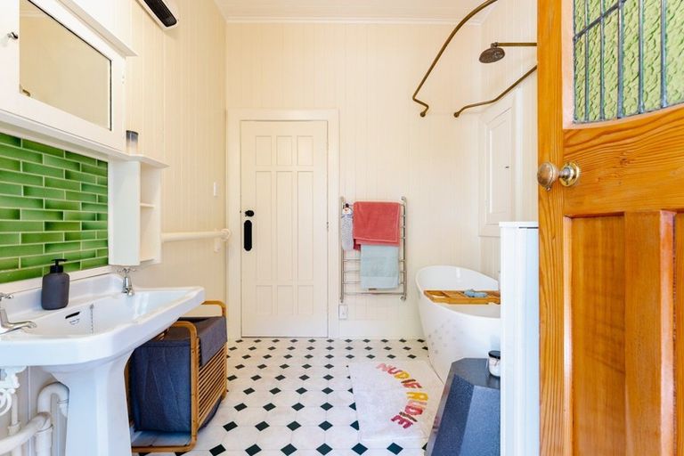 Photo of property in 9 Ings Avenue, Saint Clair, Dunedin, 9012