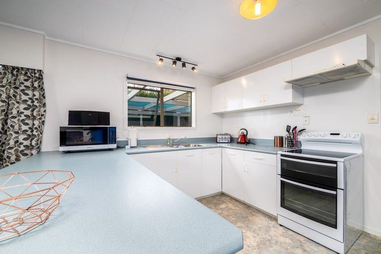 Photo of property in 202 Te Wahapu Road, Russell, 0272