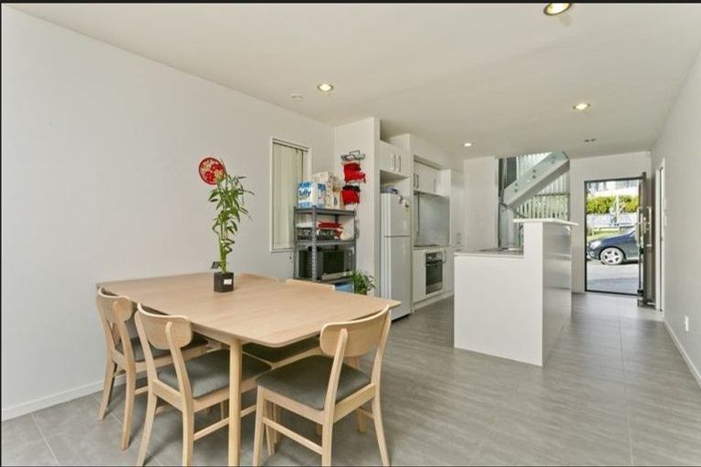 Photo of property in 52 Makamaka Lane, Albany Heights, Auckland, 0632