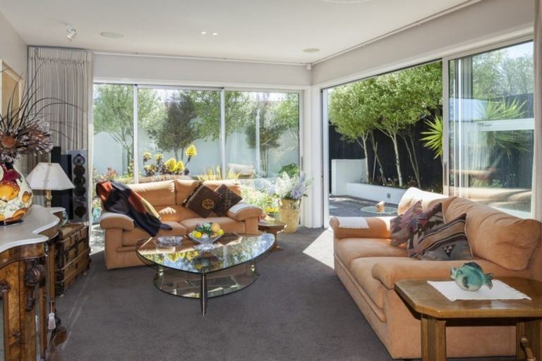 Photo of property in 37 Cox Street, Merivale, Christchurch, 8014