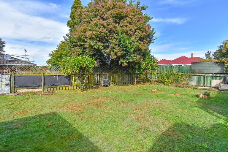Photo of property in 2/12 Grove Road, Papakura, 2110