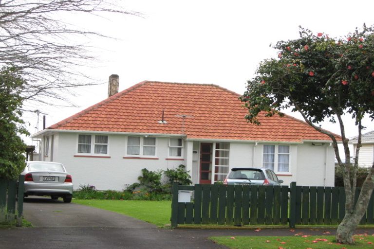 Photo of property in 22 Maranui Street, Welbourn, New Plymouth, 4310