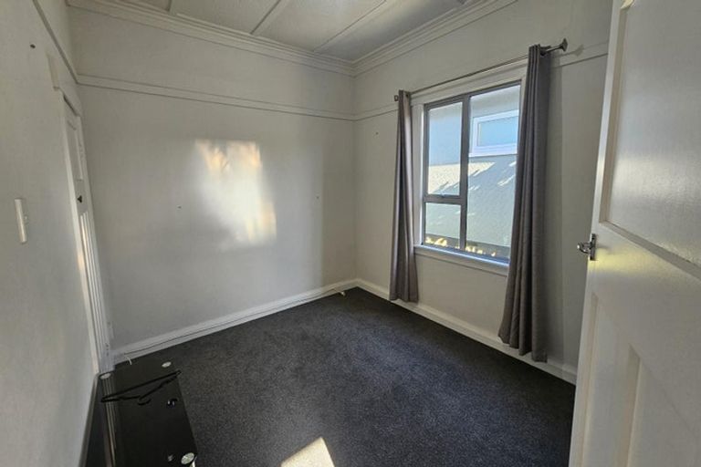 Photo of property in 7 French Street, Moturoa, New Plymouth, 4310
