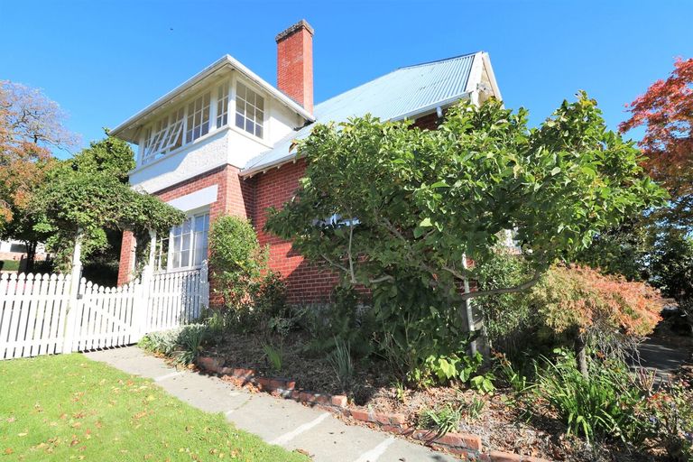 Photo of property in 14 Grasmere Street, Waimataitai, Timaru, 7910