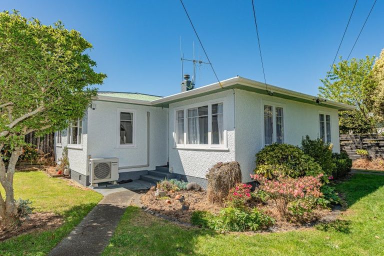 Photo of property in 62 Parkes Avenue, Saint Johns Hill, Whanganui, 4501