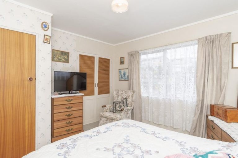 Photo of property in 74 Vale Street, Otumoetai, Tauranga, 3110