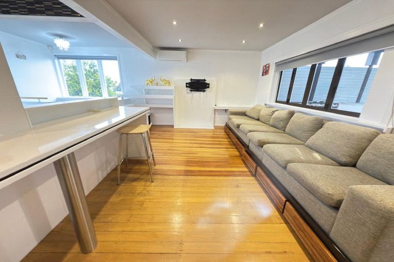 Photo of property in 22 Glenorchy Street, Glen Eden, Auckland, 0602